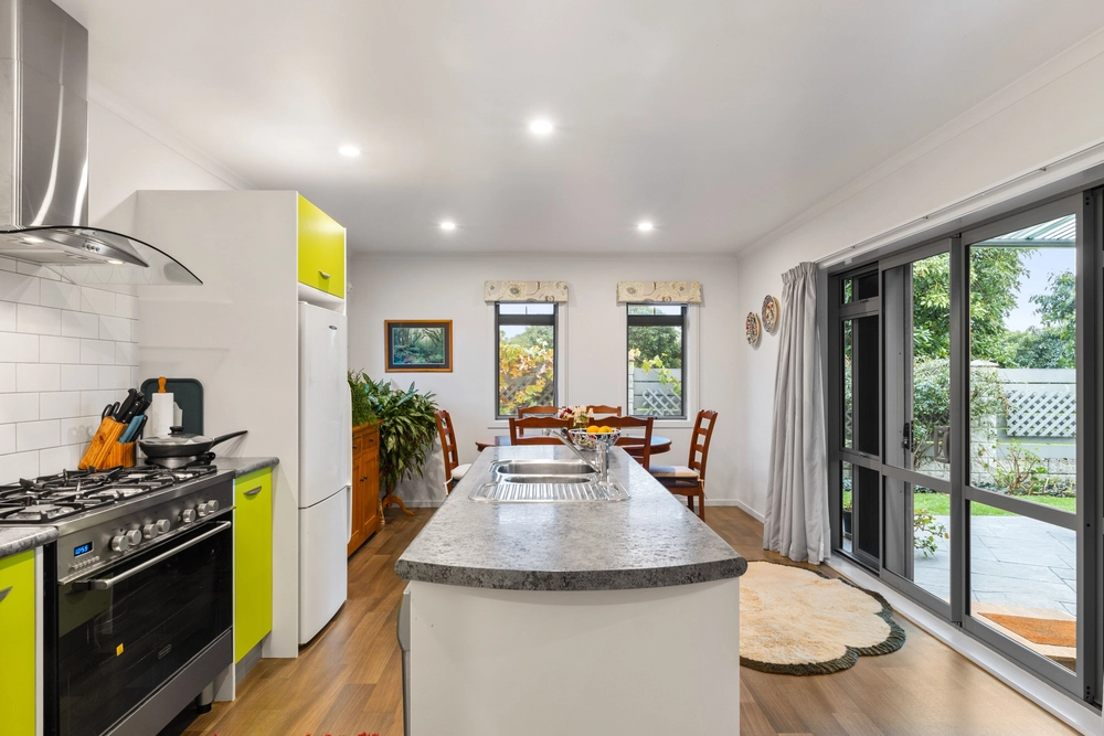 Photos of 12 Charteris Rise