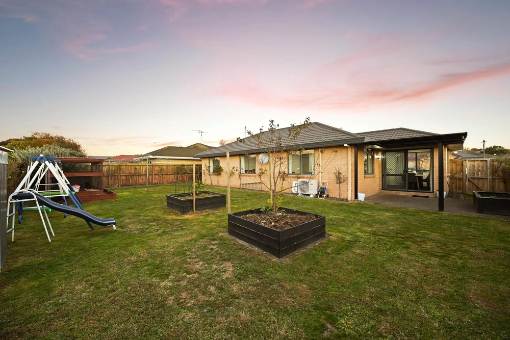 Photos of 9 Wembley Close