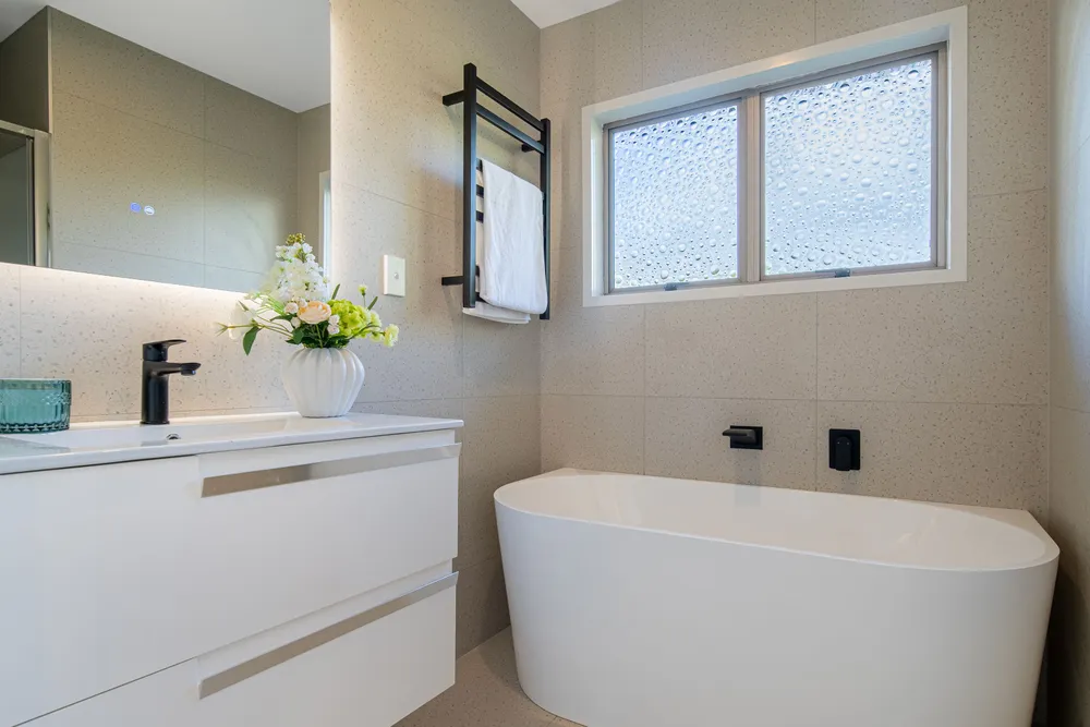 Photos of 40 Zealandia Road