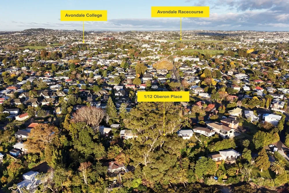 Photos of 1/12 Oberon Place
