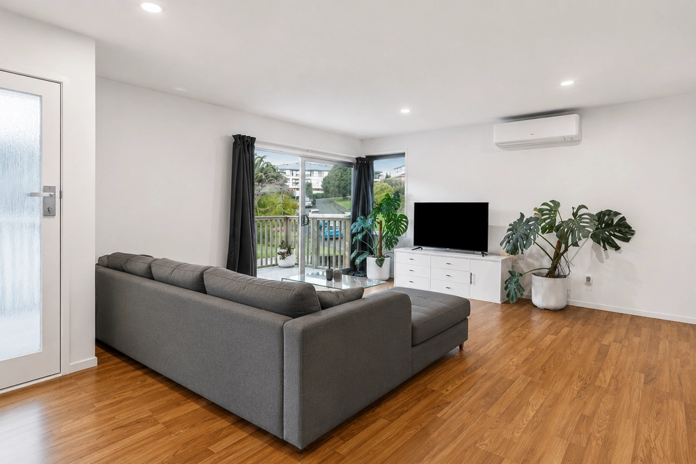 Photos of 9 Embassy Place