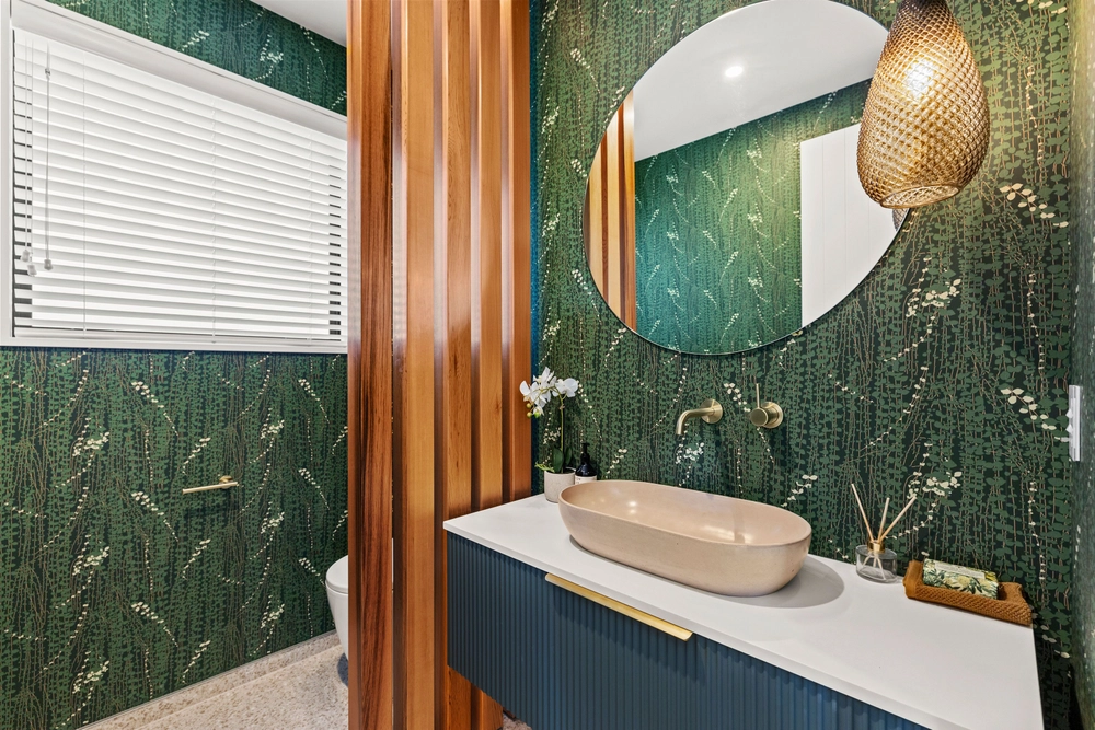 Photos of 121 Claridges Road