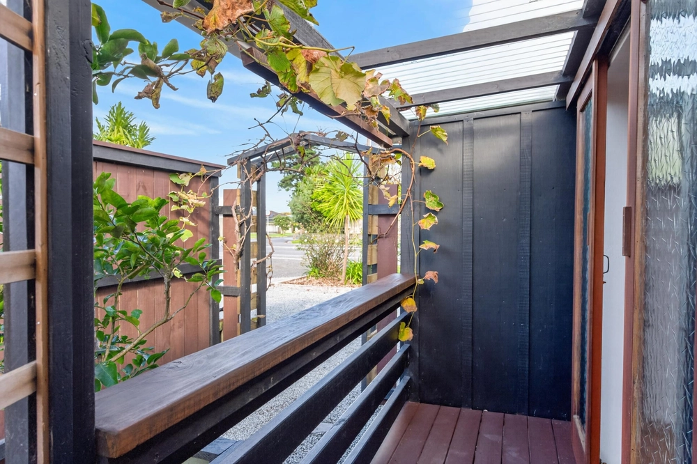 Photos of 74 Moir Street