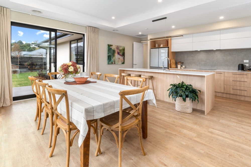 Photos of 10 Spalling Road