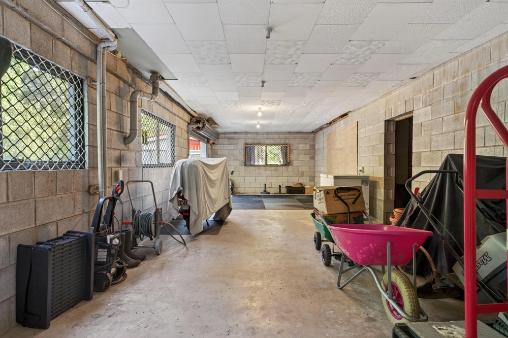 Photos of 16 Rosella Place