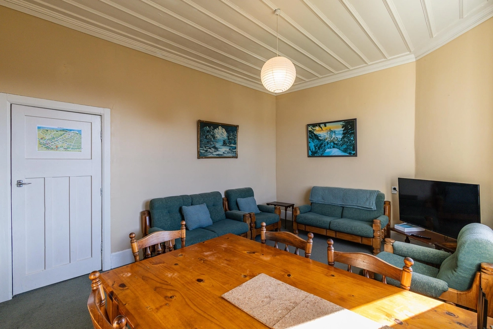 Photos of 9 Tau Street