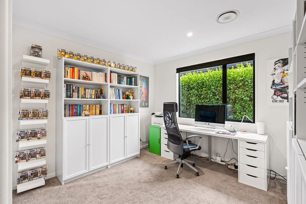 Photos of 11 Asheridge Place