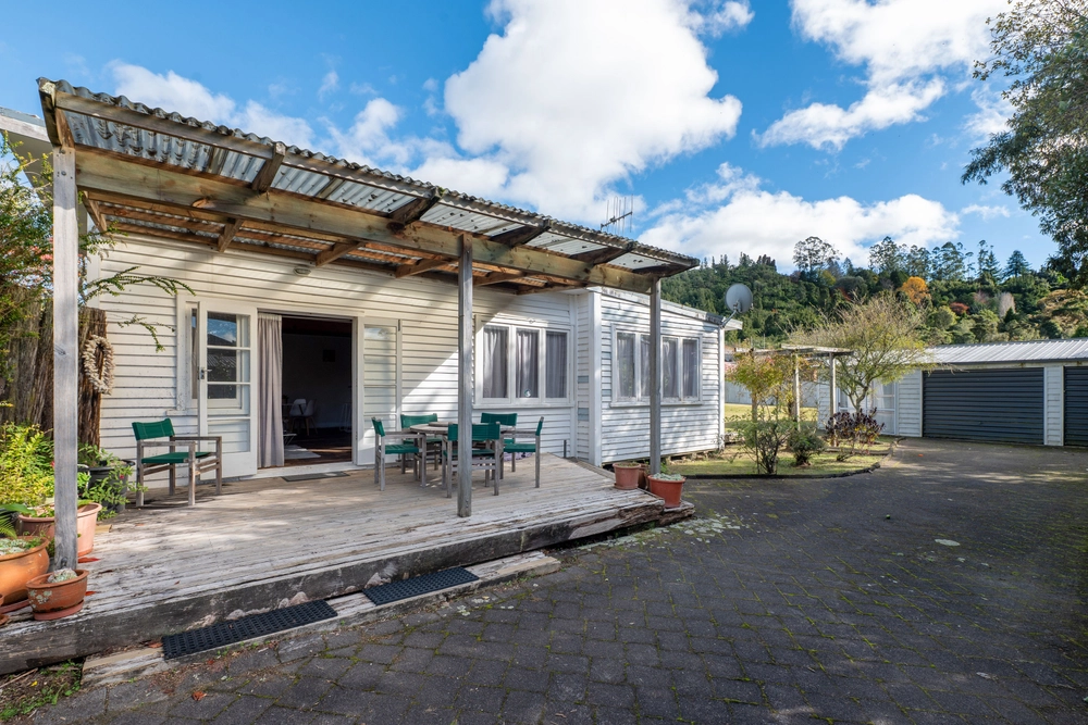 Photos of 8 Benn Road