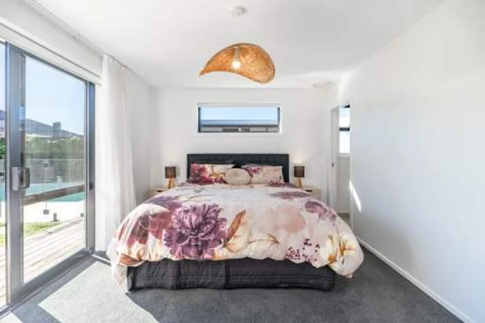 Photos of 47 Colpoma Close