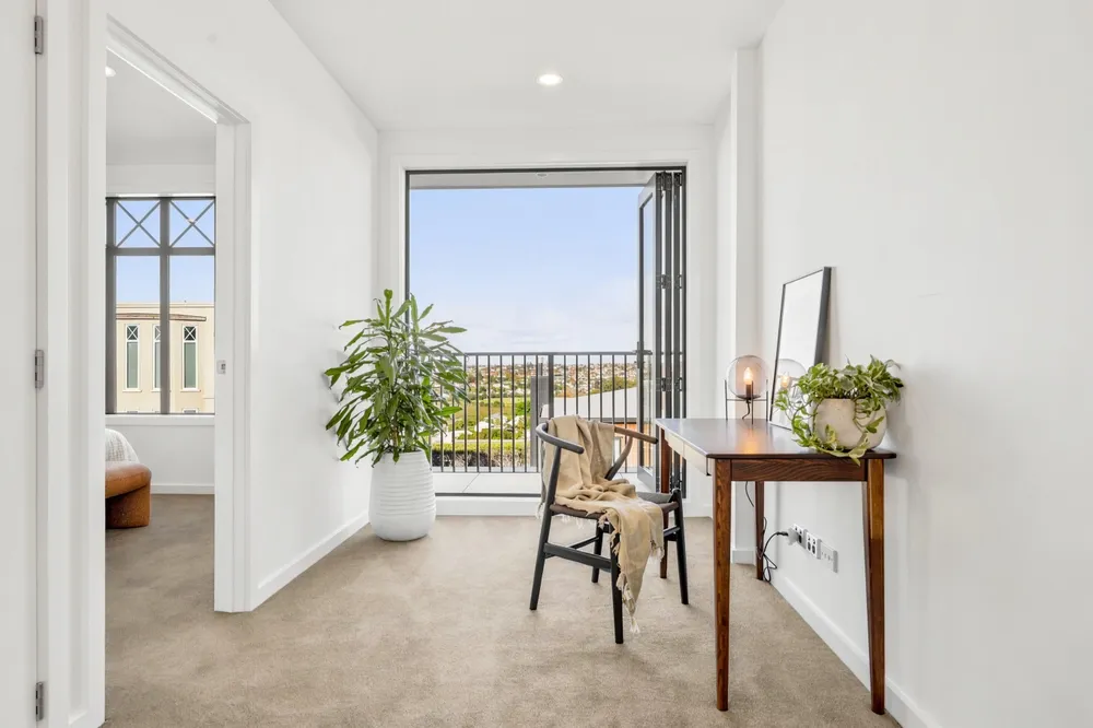 Photos of 39B St Stephens Avenue