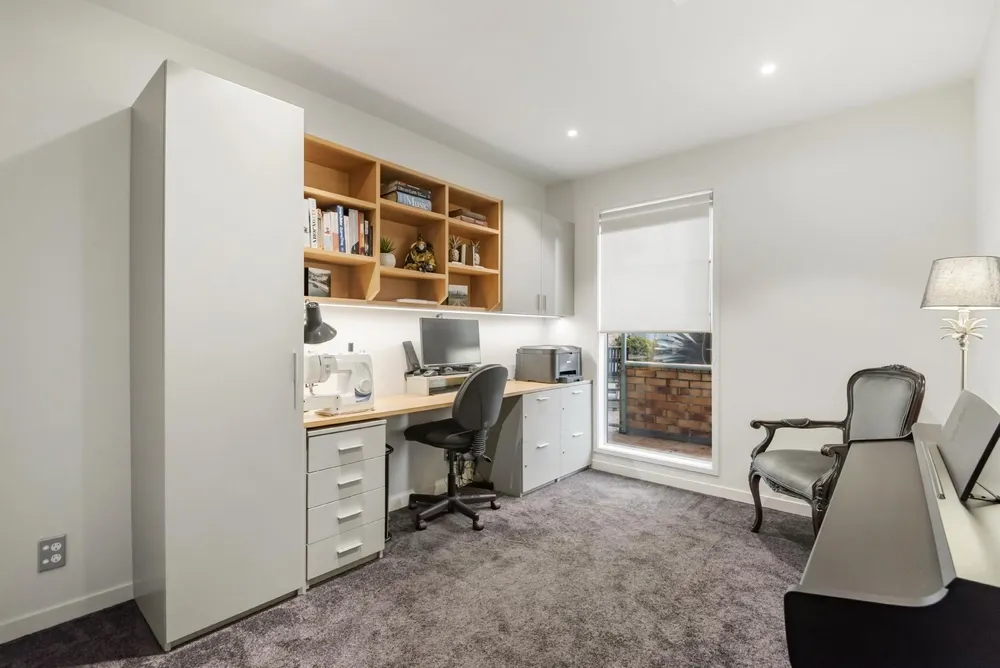 Photos of GA/8 Howe Street