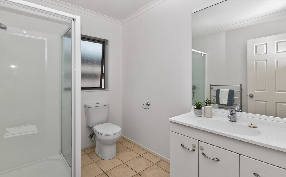Photos of 6 Nier Place