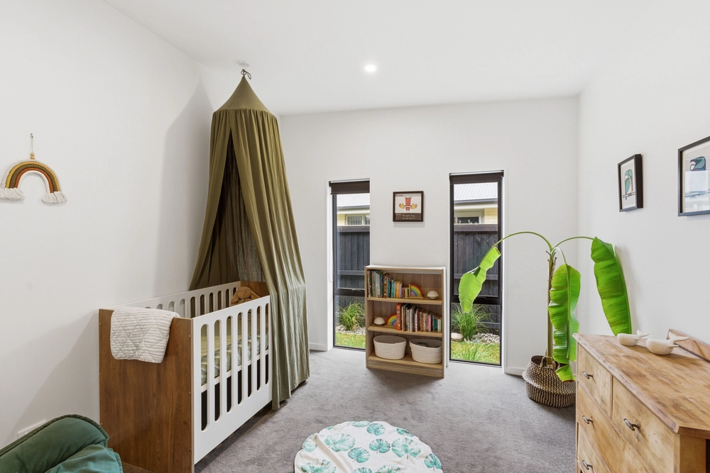 Photos of 93 Beachvale Drive