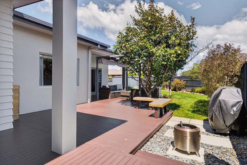 Photos of 3 Pohutukawa Grove