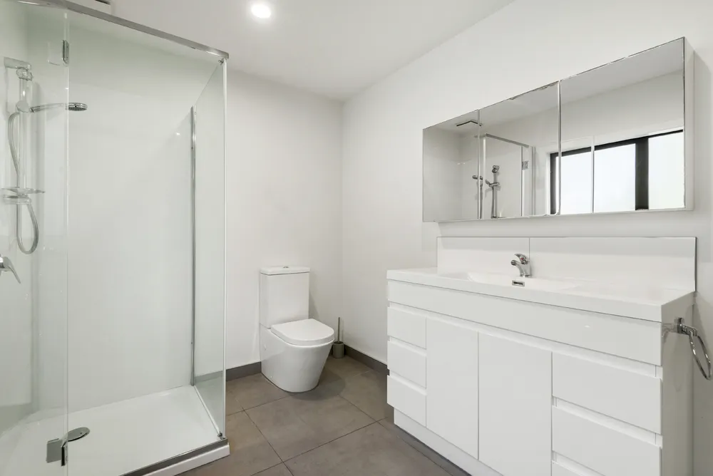 Photos of 108 Paremoremo Road