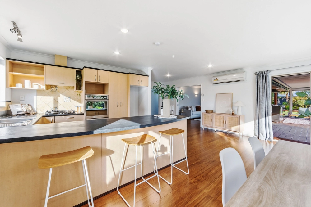 Photos of 45 Kinsella Crescent