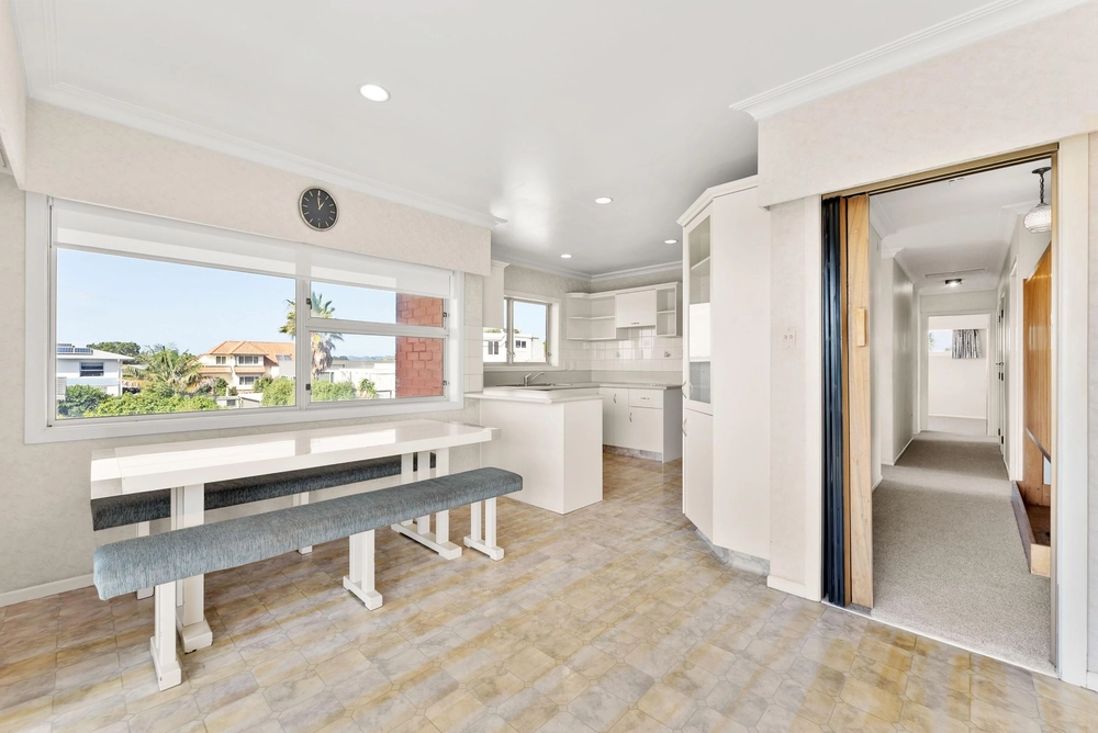 Photos of 12 Ulster Street