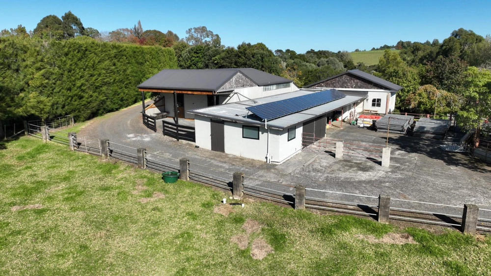 Photos of 333 Tuhimata Road