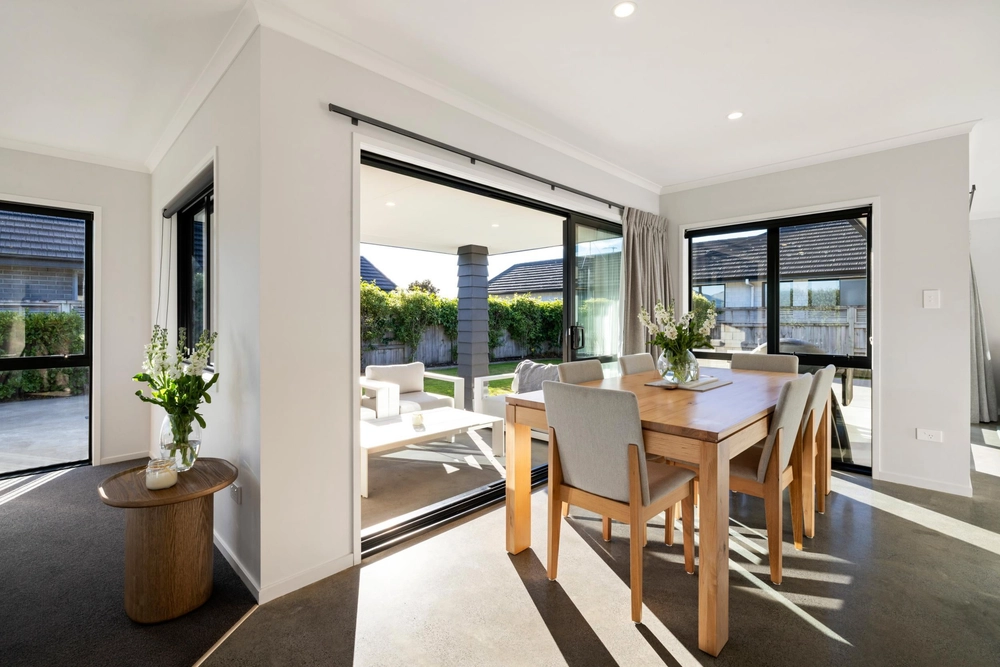 Photos of 23 Kingdon Street