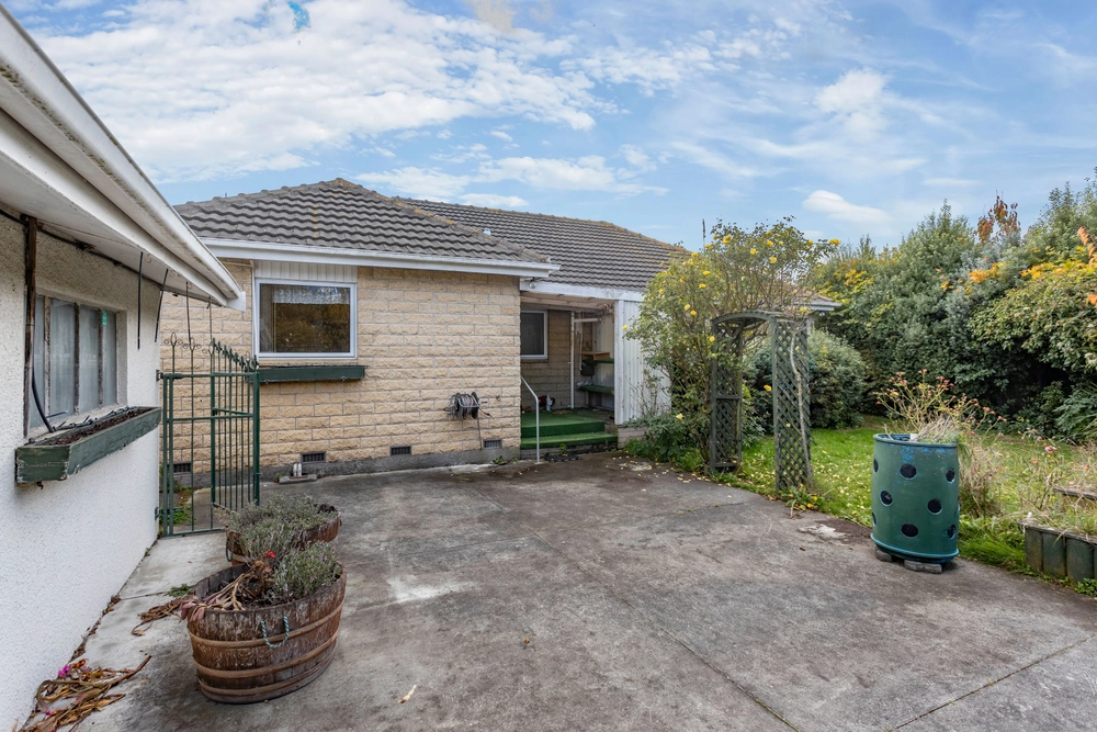 Photos of 32 Burlington Street