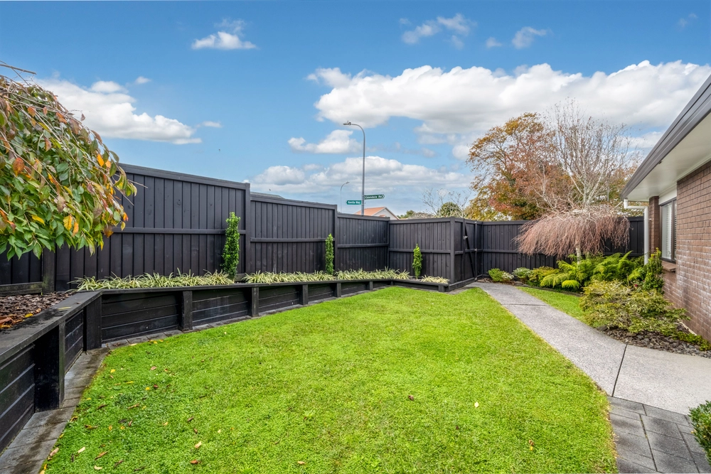 Photos of 9A Nicholas Road