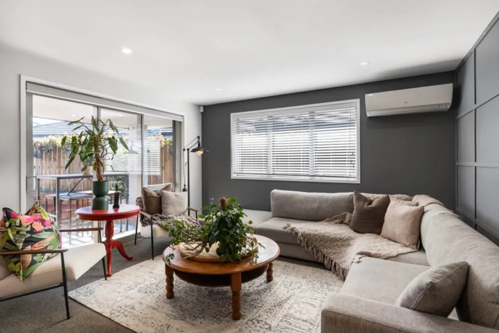 Photos of 7 Westmuir Crescent