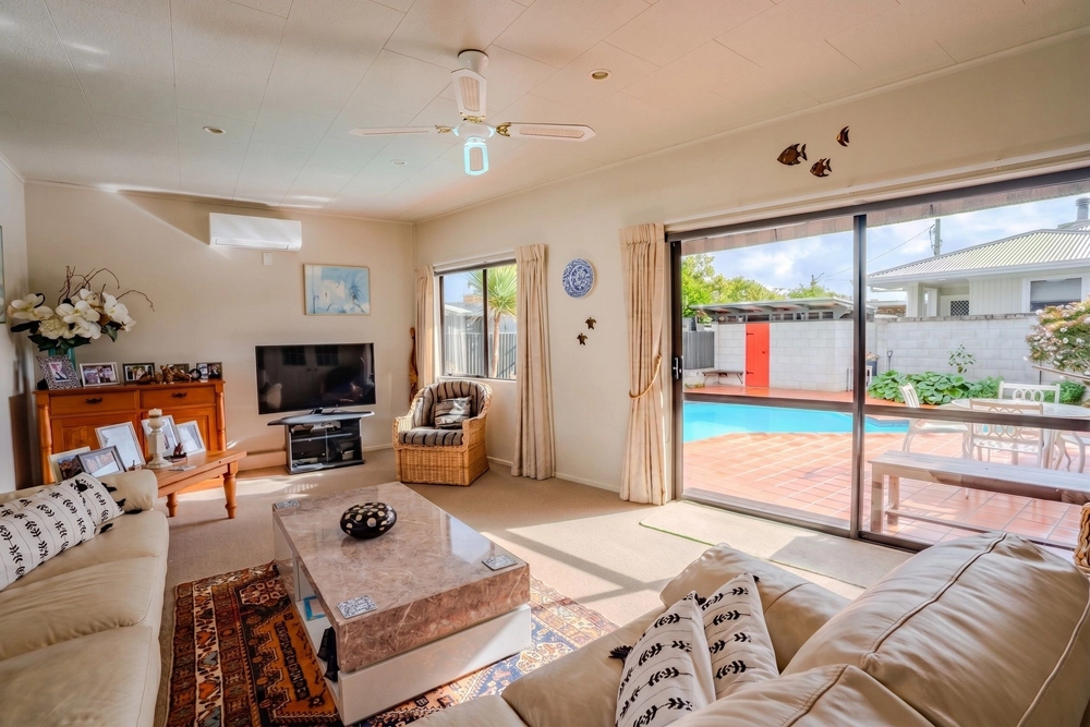 Photos of 404 Purser Place