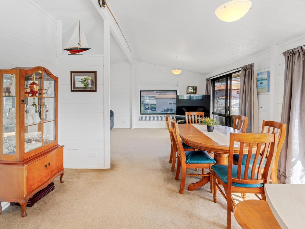 Photos of 3 Hattaway Avenue