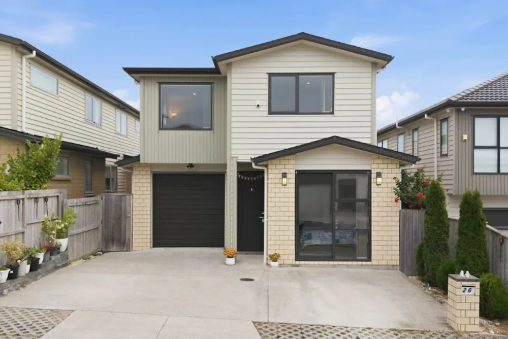 Photos of 26 Cooladawson Drive