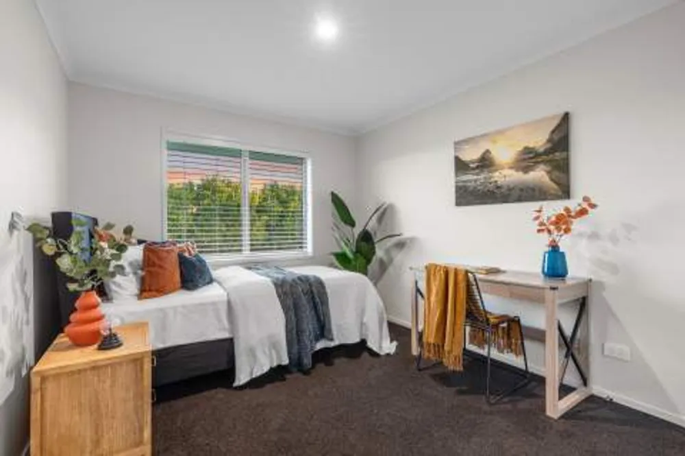 Photos of 1 Royal Ascot Drive
