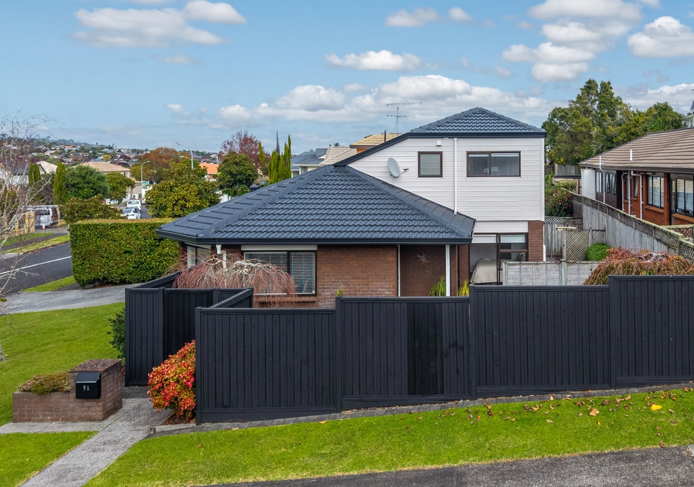 Photos of 9A Nicholas Road