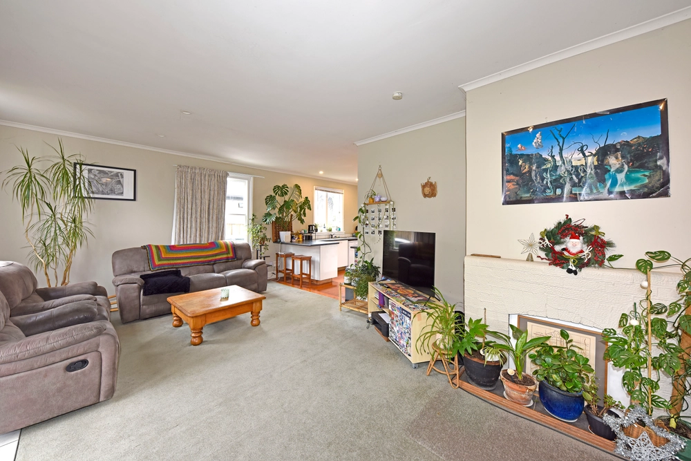 Photos of 22 Dickens Street