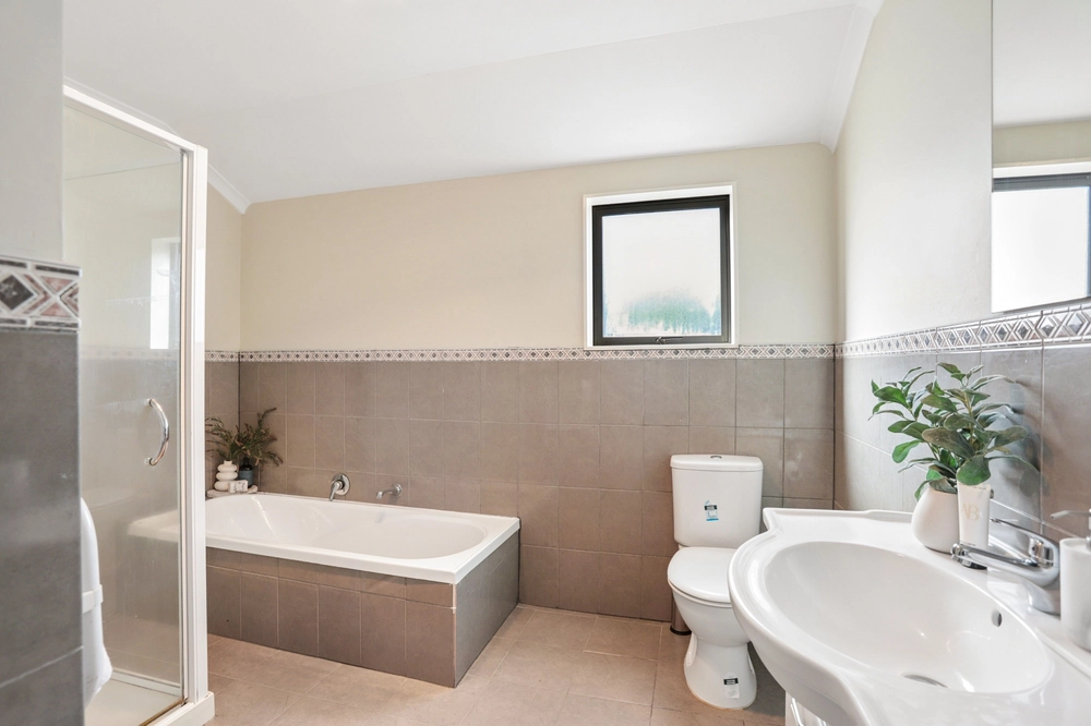 Photos of 4 Millcroft Lane
