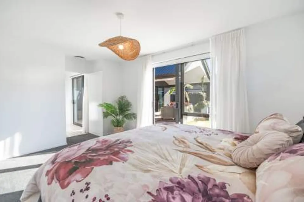 Photos of 47 Colpoma Close