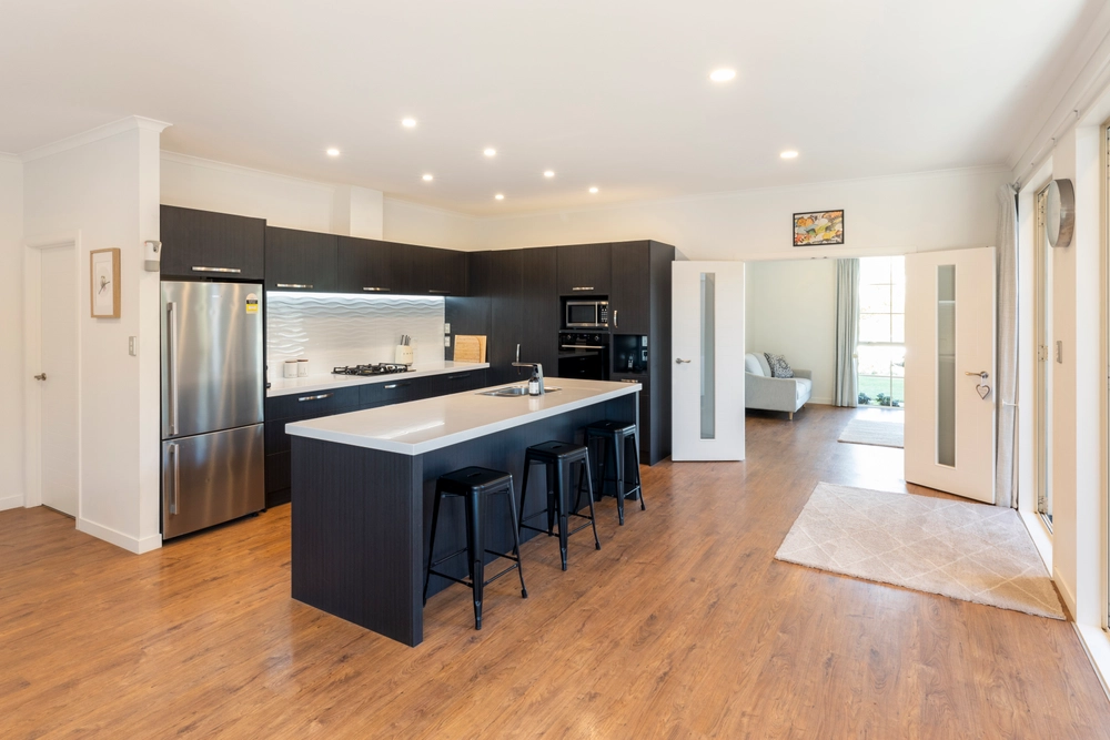 Photos of 2 Applefield Court