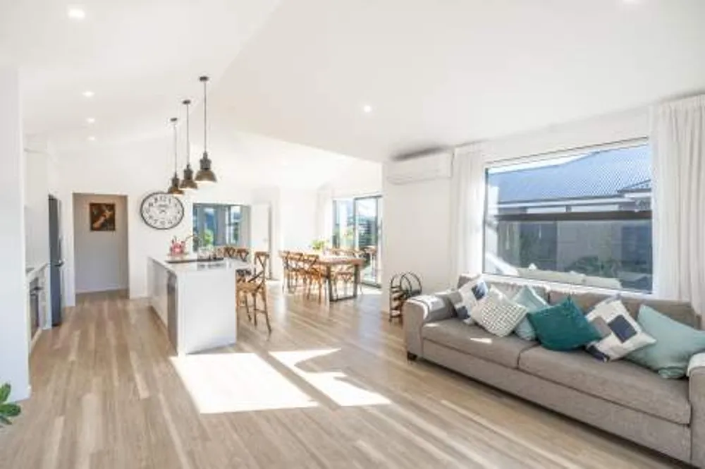 Photos of 47 Colpoma Close
