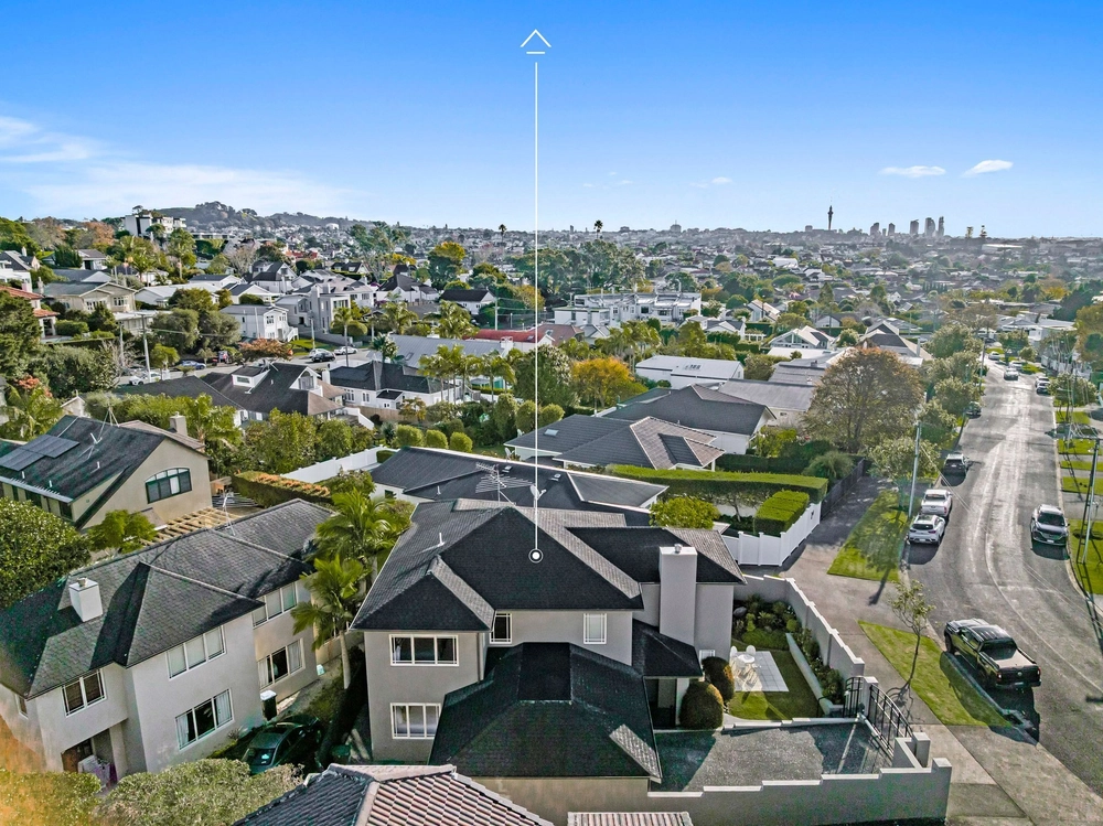 Photos of 15 Kenny Road