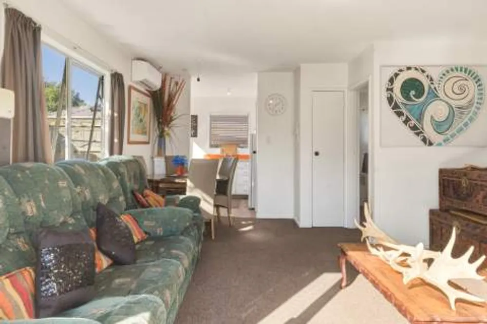Photos of 295B Dickson Road
