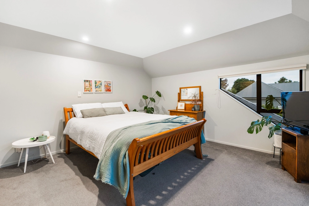 Photos of 122 Tennyson Street