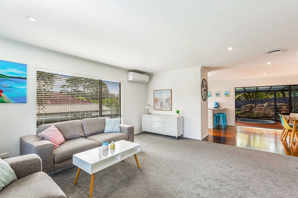Photos of 33 taipari road te