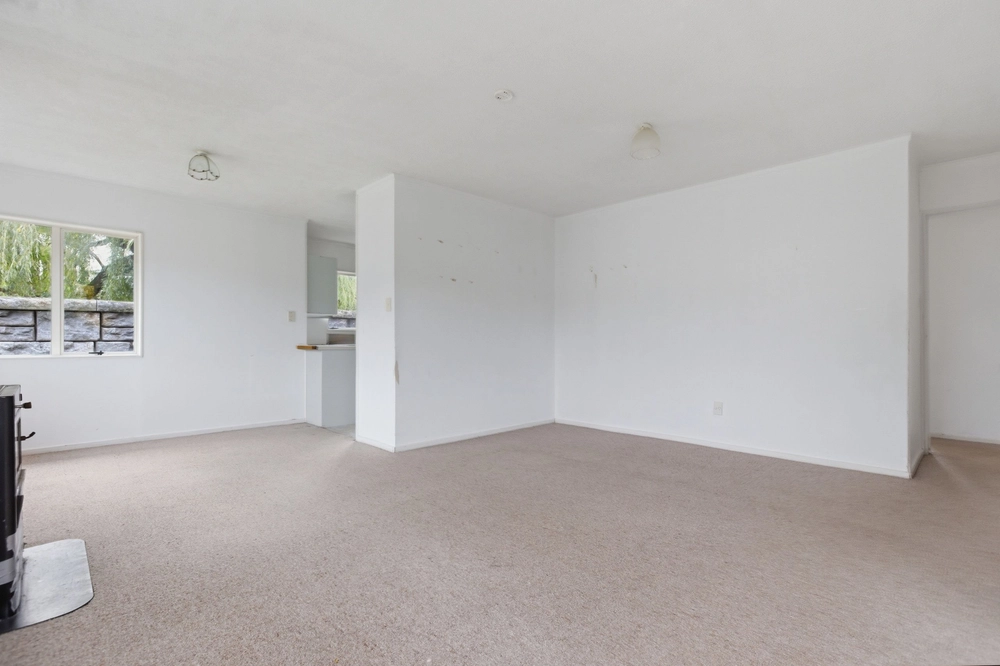 Photos of 53D Esmeralda Street