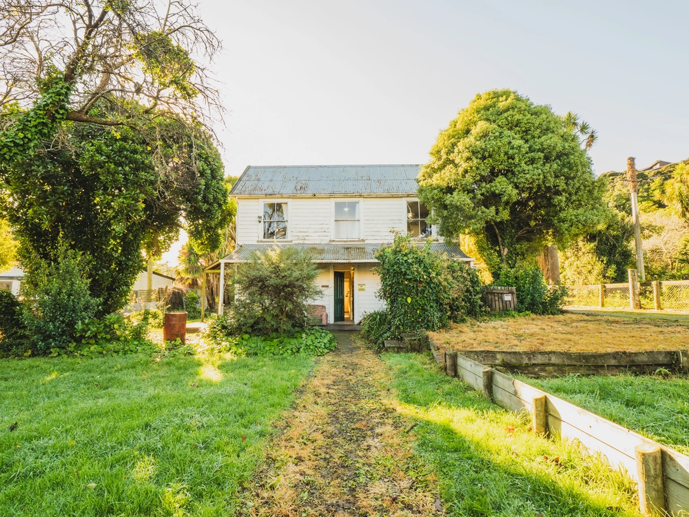 Photos of 11 Rue Balguerie