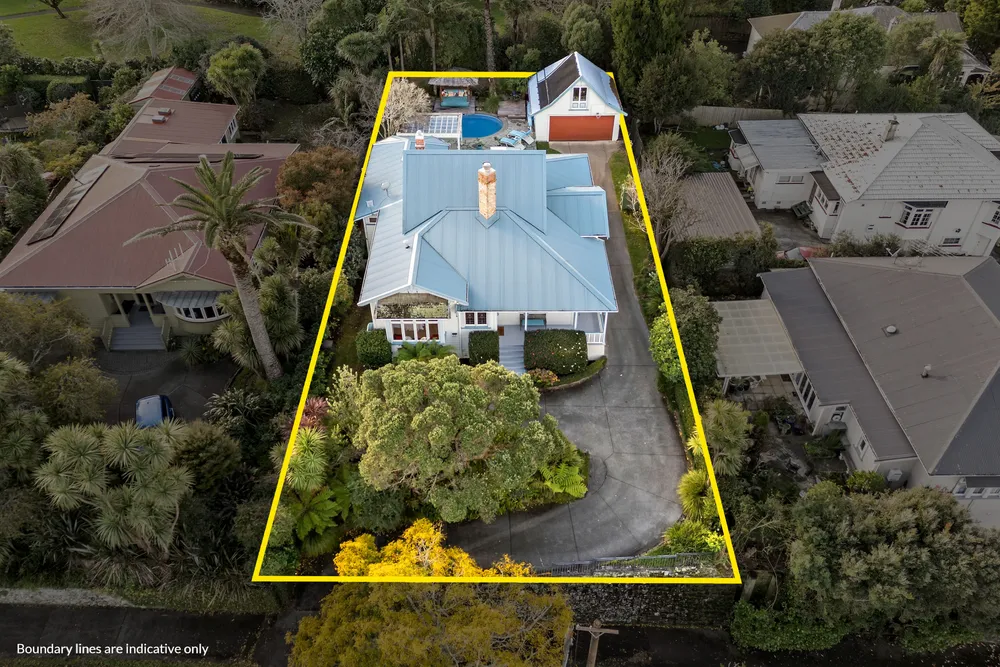 Photos of 1 Plunket Road