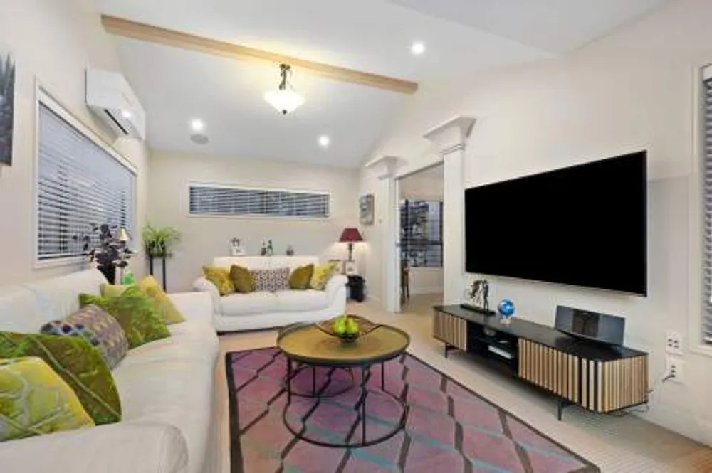 Photos of 1 Waimarama Close
