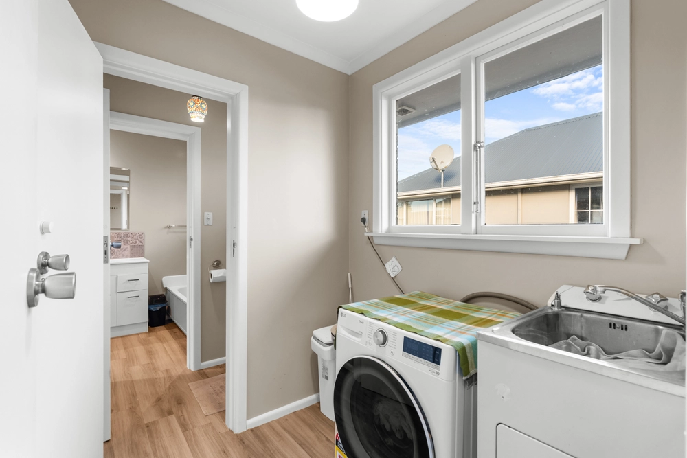 Photos of 105 Kennedys Bush Road