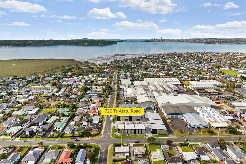 Photos of 720 Te Atatu Road
