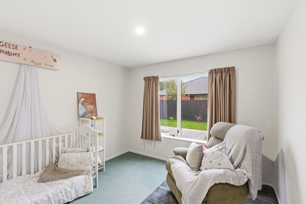 Photos of 18 Harvard Avenue