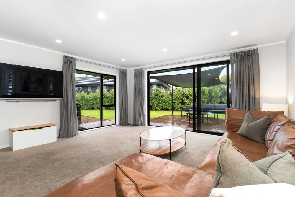 Photos of 586 Trents Road