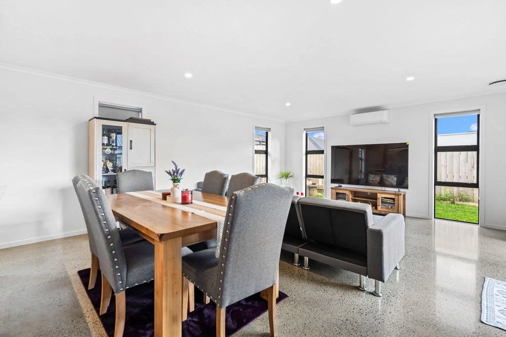 Photos of 41 Vinegar Hill Road