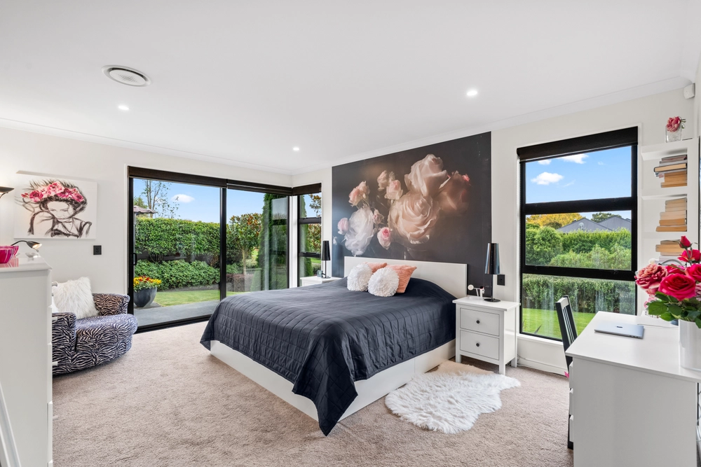 Photos of 11 Asheridge Place